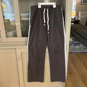 Aerie sweatpants dark grey with light grey stripe. Size M